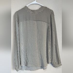 Black & White Striped Long Sleeved Top